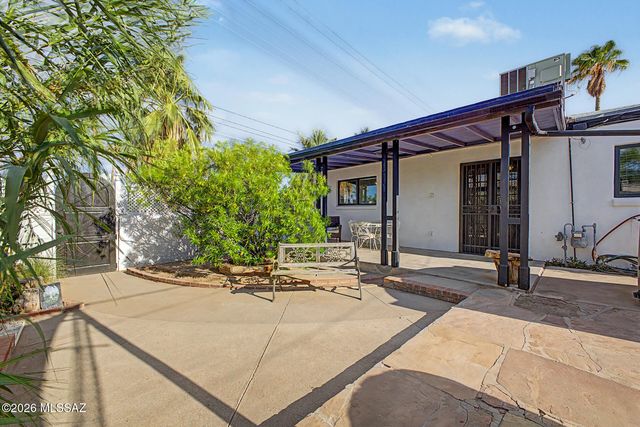 4655 E 8th Street, Tucson, AZ 85711