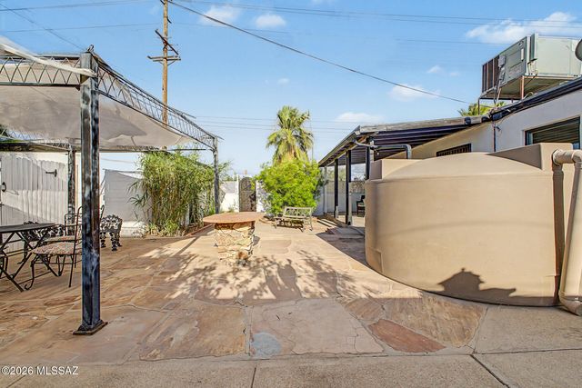 4655 E 8th Street, Tucson, AZ 85711