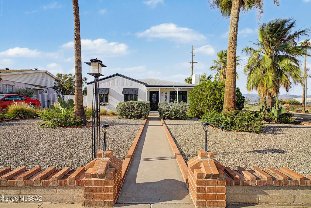 4655 E 8th Street, Tucson, AZ 85711