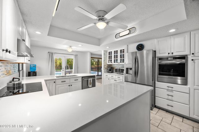 3101 OLD PORT Circle E, Jacksonville, FL 32216