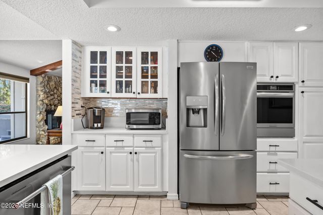 3101 OLD PORT Circle E, Jacksonville, FL 32216