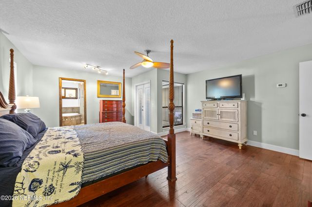 3101 OLD PORT Circle E, Jacksonville, FL 32216