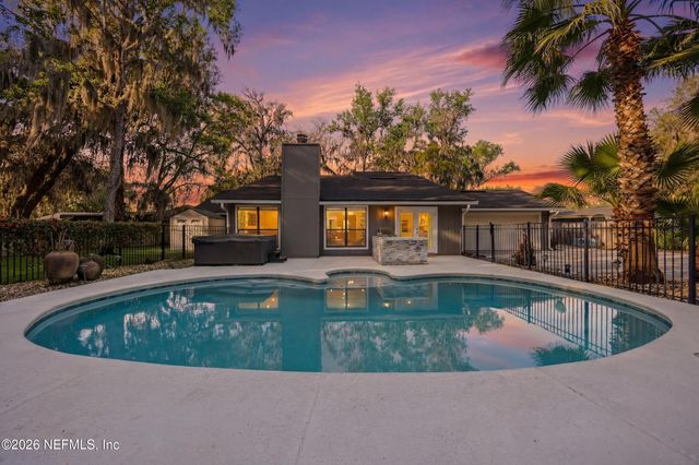 3101 OLD PORT Circle E, Jacksonville, FL 32216