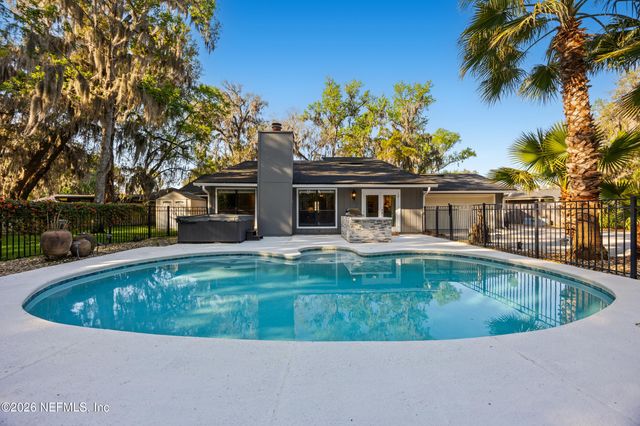 3101 OLD PORT Circle E, Jacksonville, FL 32216