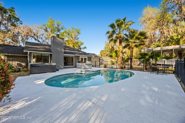 3101 OLD PORT Circle E, Jacksonville, FL 32216