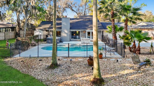 3101 OLD PORT Circle E, Jacksonville, FL 32216