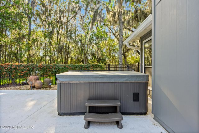 3101 OLD PORT Circle E, Jacksonville, FL 32216