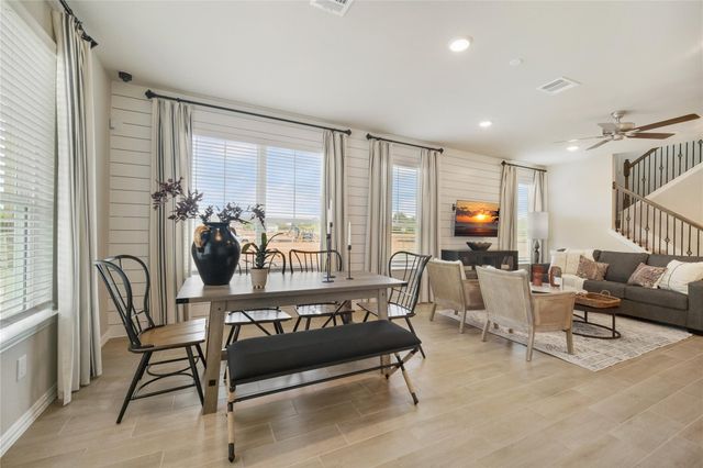 11923 Outer Bark Drive 18, Tomball, TX 77375