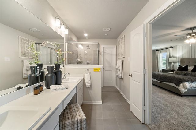11923 Outer Bark Drive 18, Tomball, TX 77375