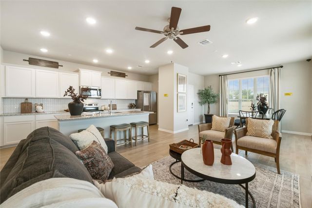 11923 Outer Bark Drive 18, Tomball, TX 77375