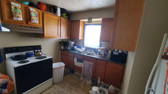 2615 Collier Street, Indianapolis, IN 46241