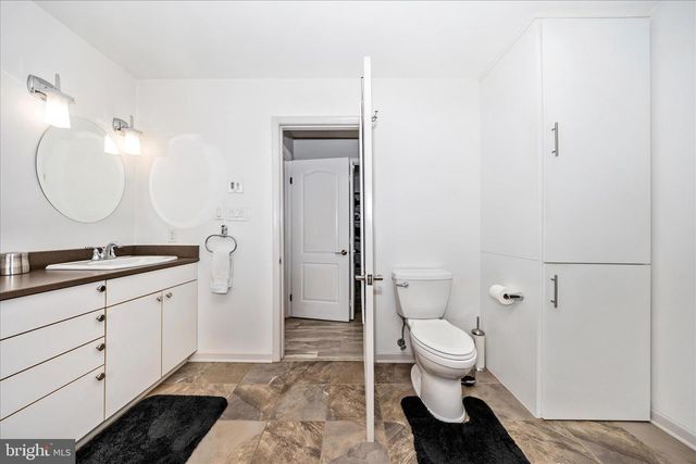 13304 CANTERBURY, Hagerstown, MD 21742