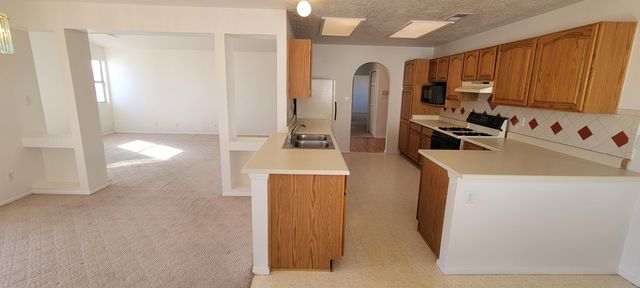 4193 Foxwood Trail SE, Rio Rancho, NM 87124