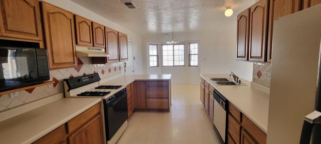 4193 Foxwood Trail SE, Rio Rancho, NM 87124