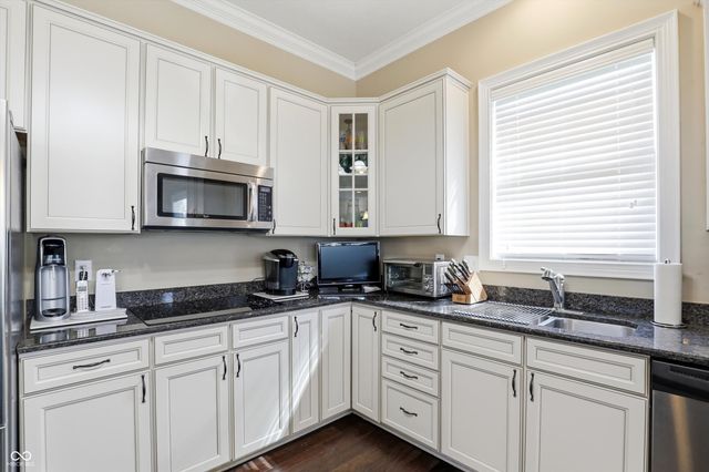 15519 Mystic Rock Drive, Carmel, IN 46033