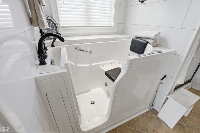 15519 Mystic Rock Drive, Carmel, IN 46033