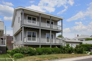 3 Willow Way, Sea Bright, NJ 07760