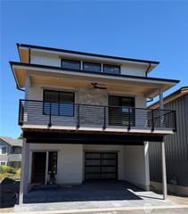 219 Skipping Stone Loop, Lynden, WA 98264