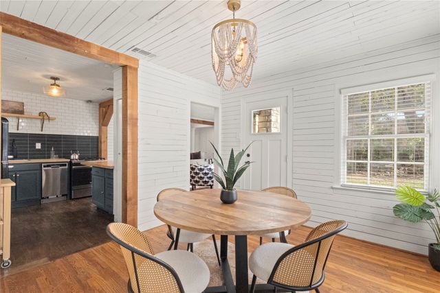 619 N Hampton Road, Dallas, TX 75208