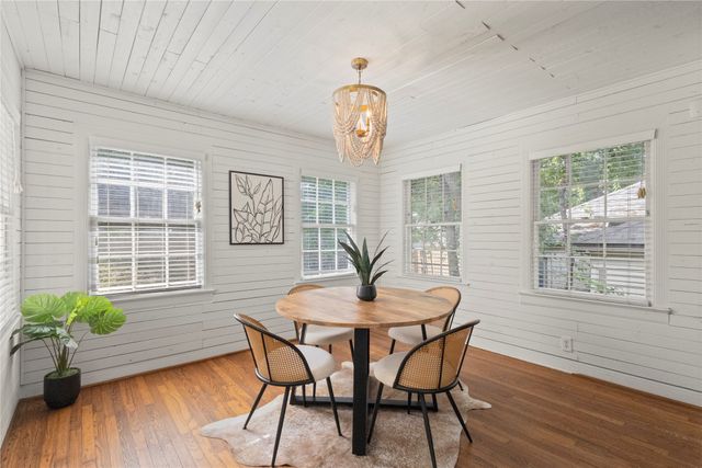 619 N Hampton Road, Dallas, TX 75208