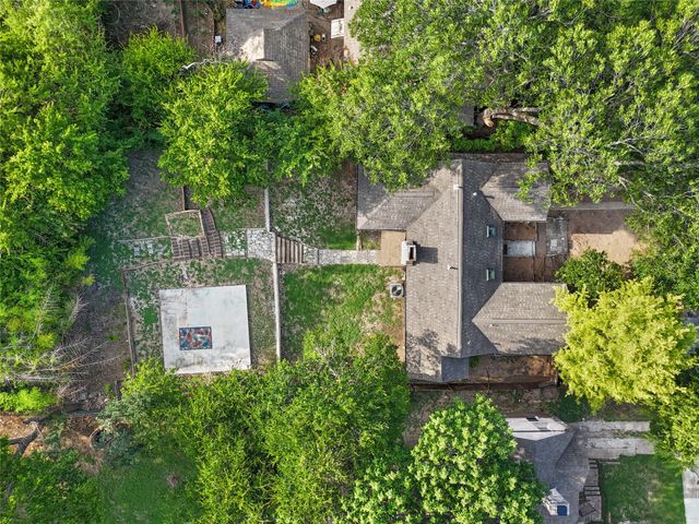 619 N Hampton Road, Dallas, TX 75208