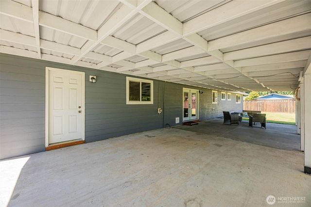 11925 36th Drive NE, Marysville, WA 98271