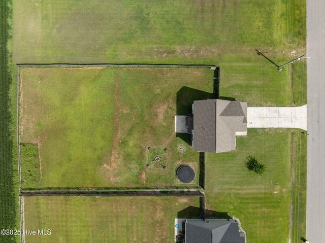 113 Woodwater Drive, Richlands, NC 28574