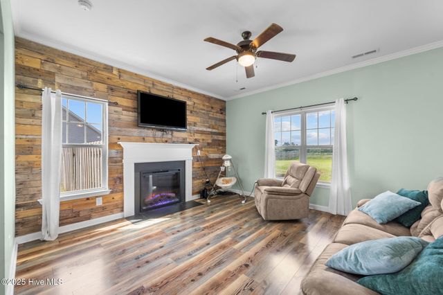 113 Woodwater Drive, Richlands, NC 28574