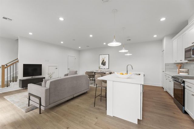 1477 Ferguson Way, Houston, TX 77088