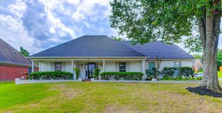 1937 ADA LN, Memphis, TN 38016