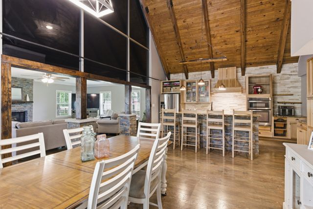 2540 Carl Fox Rd, Cornersville, TN 37047