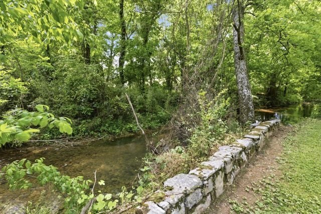 2540 Carl Fox Rd, Cornersville, TN 37047