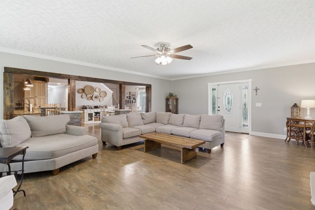 2540 Carl Fox Rd, Cornersville, TN 37047