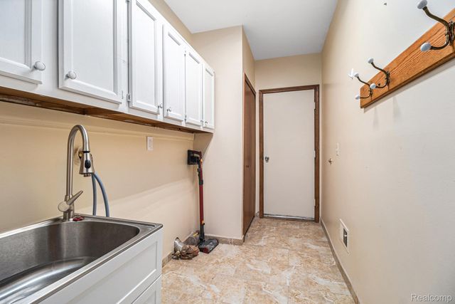 40749 Rayburn Drive, Northville, MI 48168