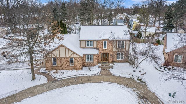 40749 Rayburn Drive, Northville, MI 48168