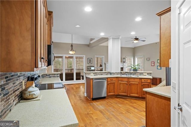 15 Waterstone Drive SE, Cartersville, GA 30121