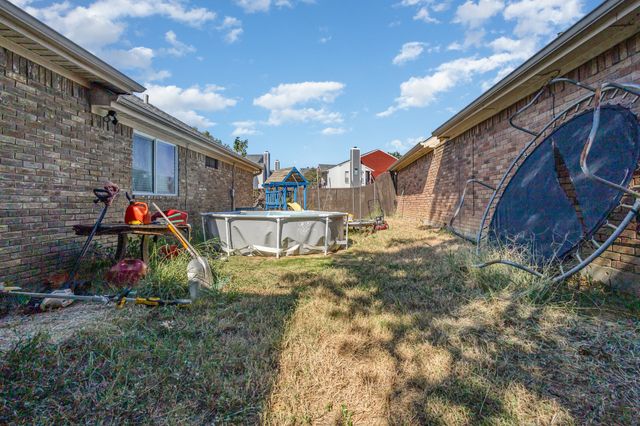 2825 Stoneridge Drive, Garland, TX 75044