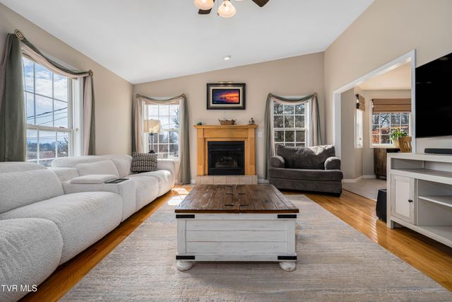 86 Mulberry Bend, Jonesborough, TN 37659