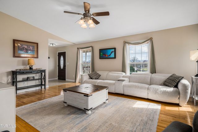 86 Mulberry Bend, Jonesborough, TN 37659