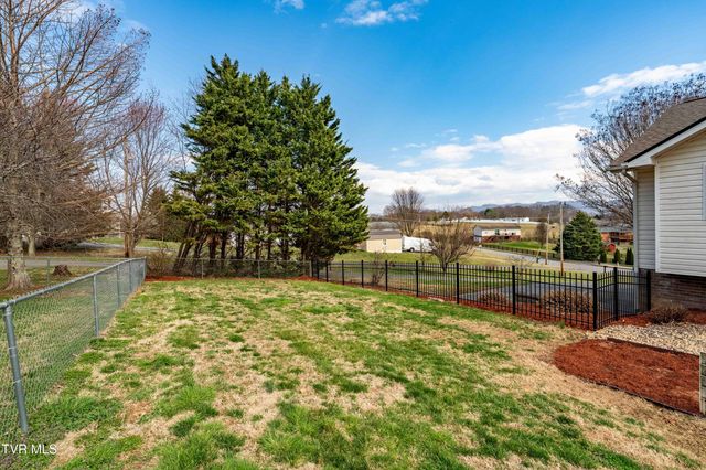 86 Mulberry Bend, Jonesborough, TN 37659