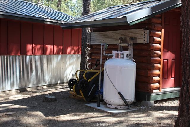 421 Bedford Court, Big Bear City, CA 92314