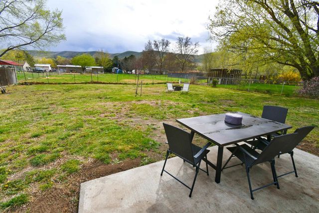 405 Belle, Benton City, WA 99320