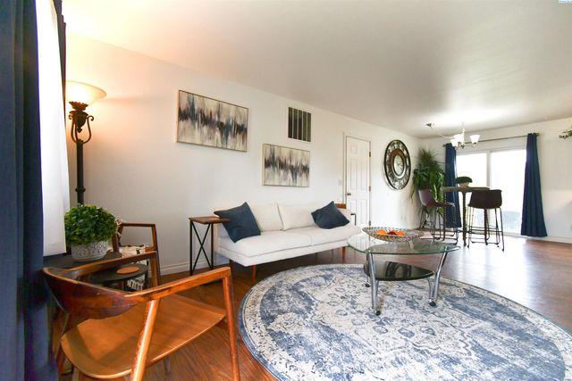 405 Belle, Benton City, WA 99320