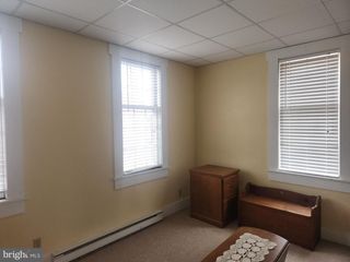108-110 S MAIN ST, Manheim, PA 17545