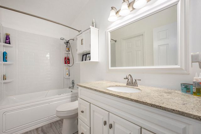 566 S Dangl Road, Muskegon Twp, MI 49442