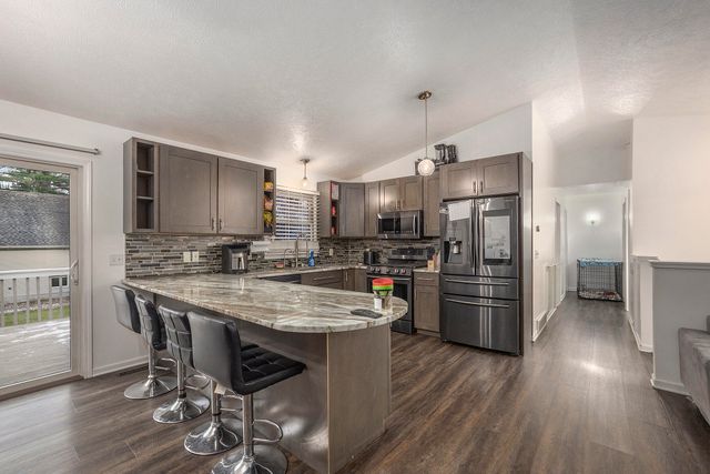 566 S Dangl Road, Muskegon Twp, MI 49442