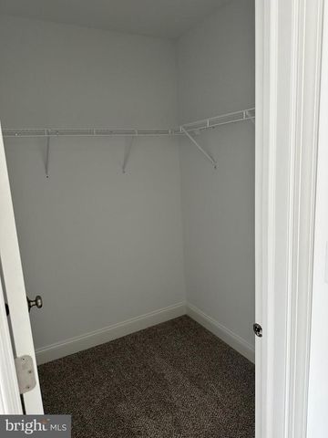 9 TURF CT, Royersford, PA 19468