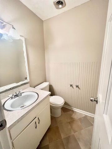 300 Springdale Drive, Lagrange, GA 30240