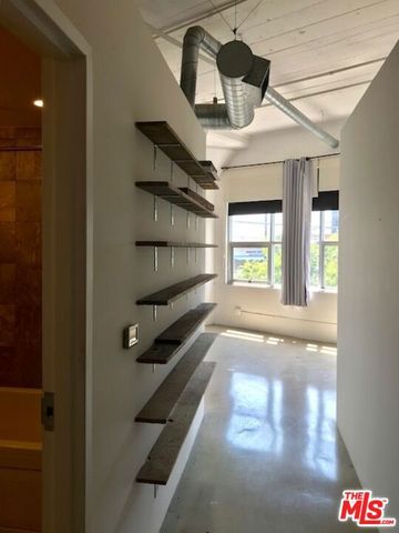 530 Molino Street 203, Los Angeles, CA 90013