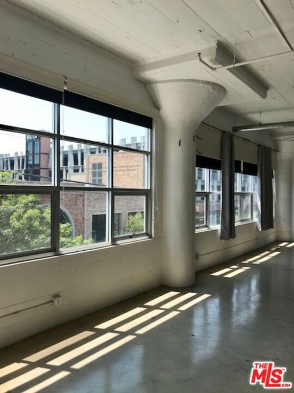 530 Molino Street 203, Los Angeles, CA 90013